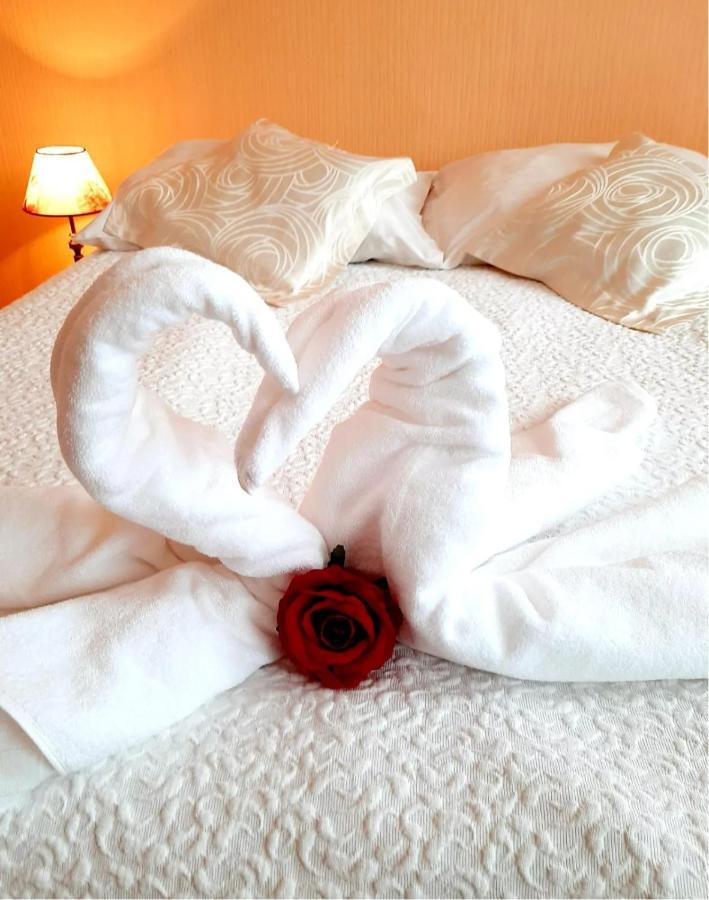 Hotel Bursztyn Kalisz Extérieur photo