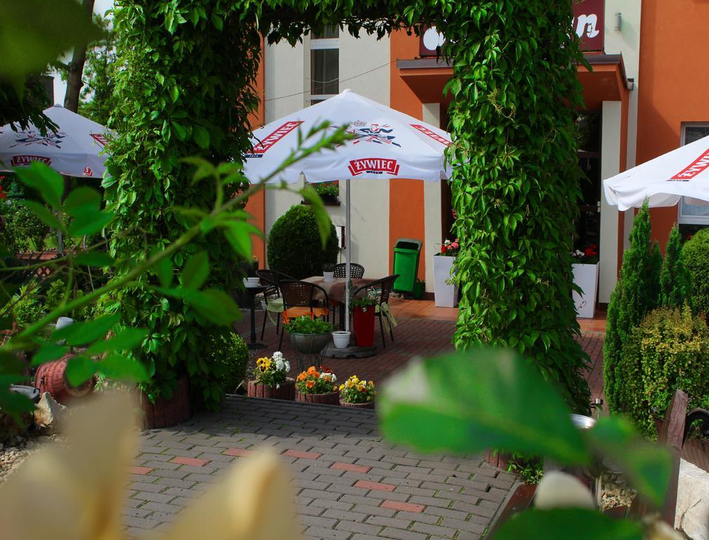 Hotel Bursztyn Kalisz Extérieur photo