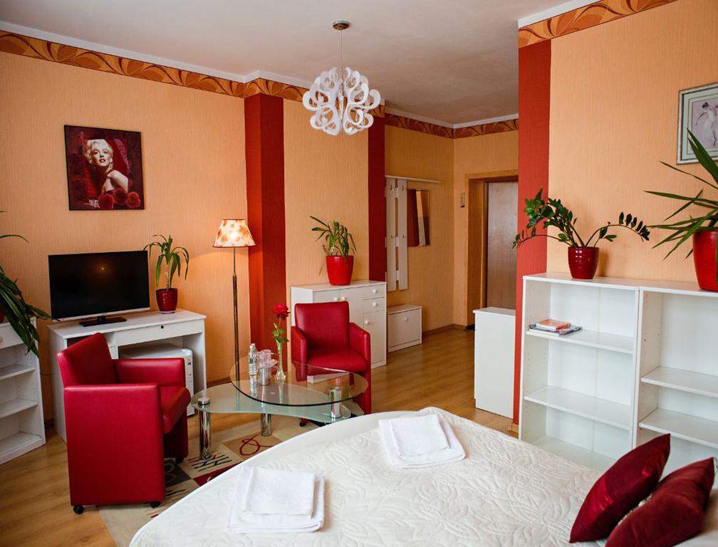 Hotel Bursztyn Kalisz Extérieur photo